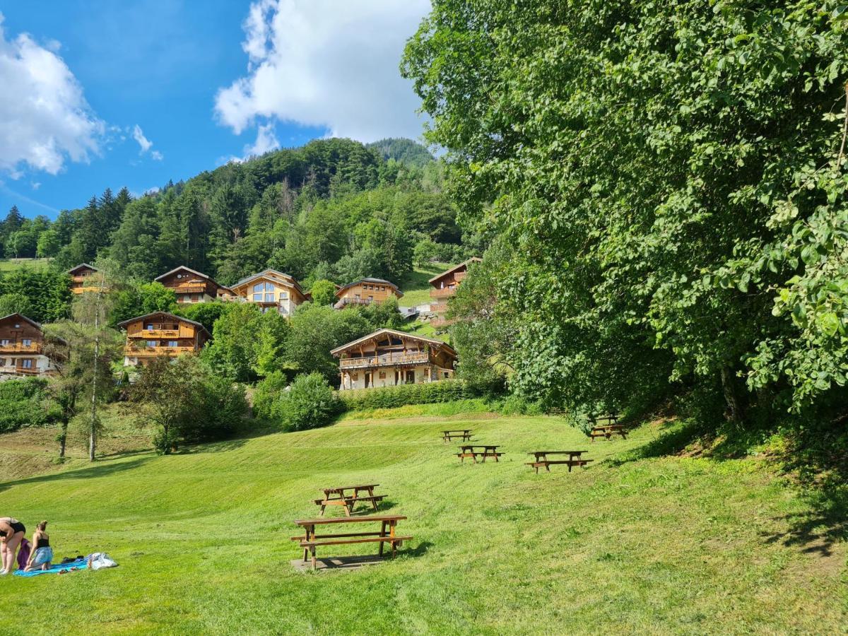 Hotel Le Montblanc Flumet Bagian luar foto