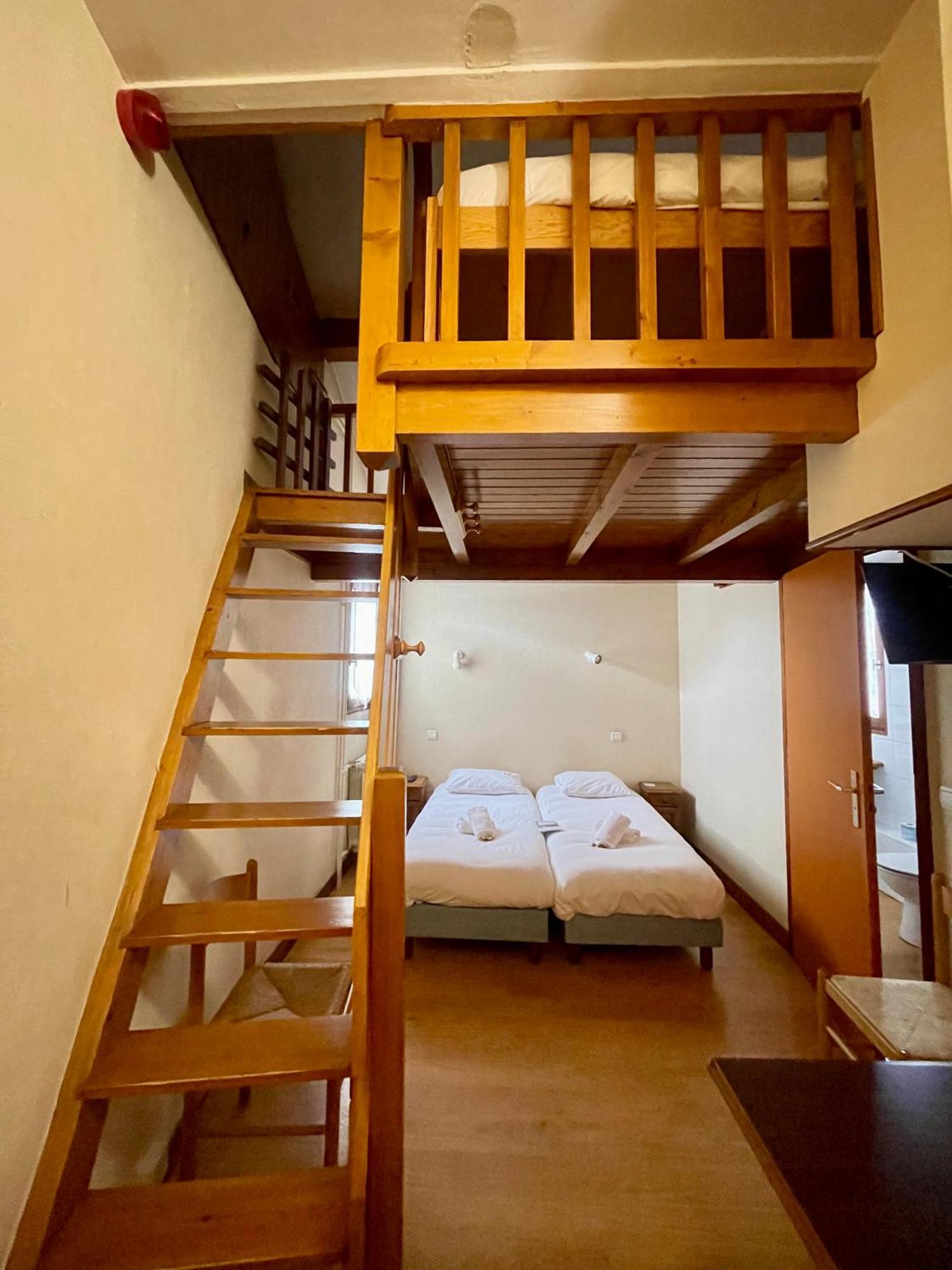 Hotel Le Montblanc Flumet Bagian luar foto