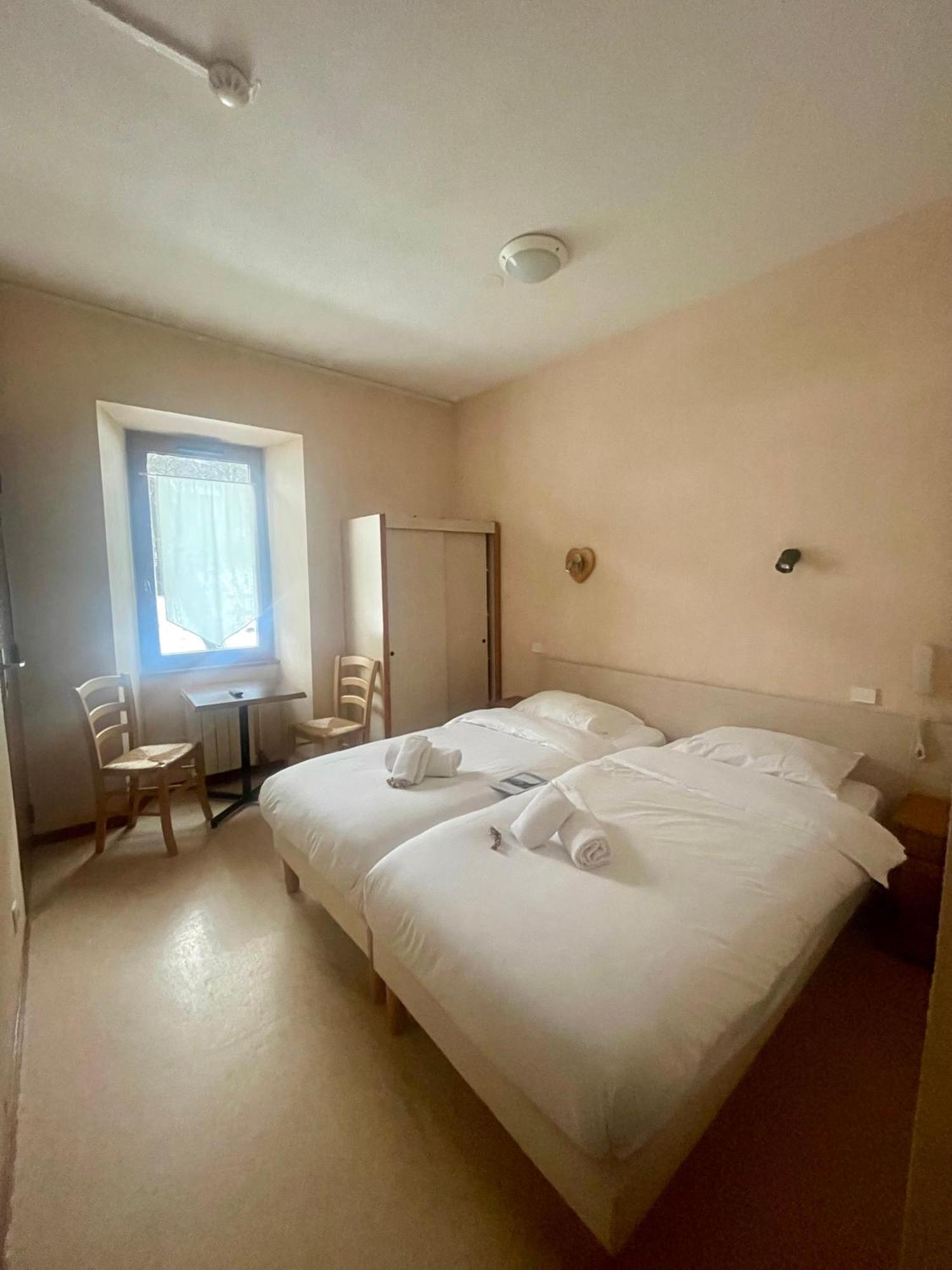 Hotel Le Montblanc Flumet Bagian luar foto