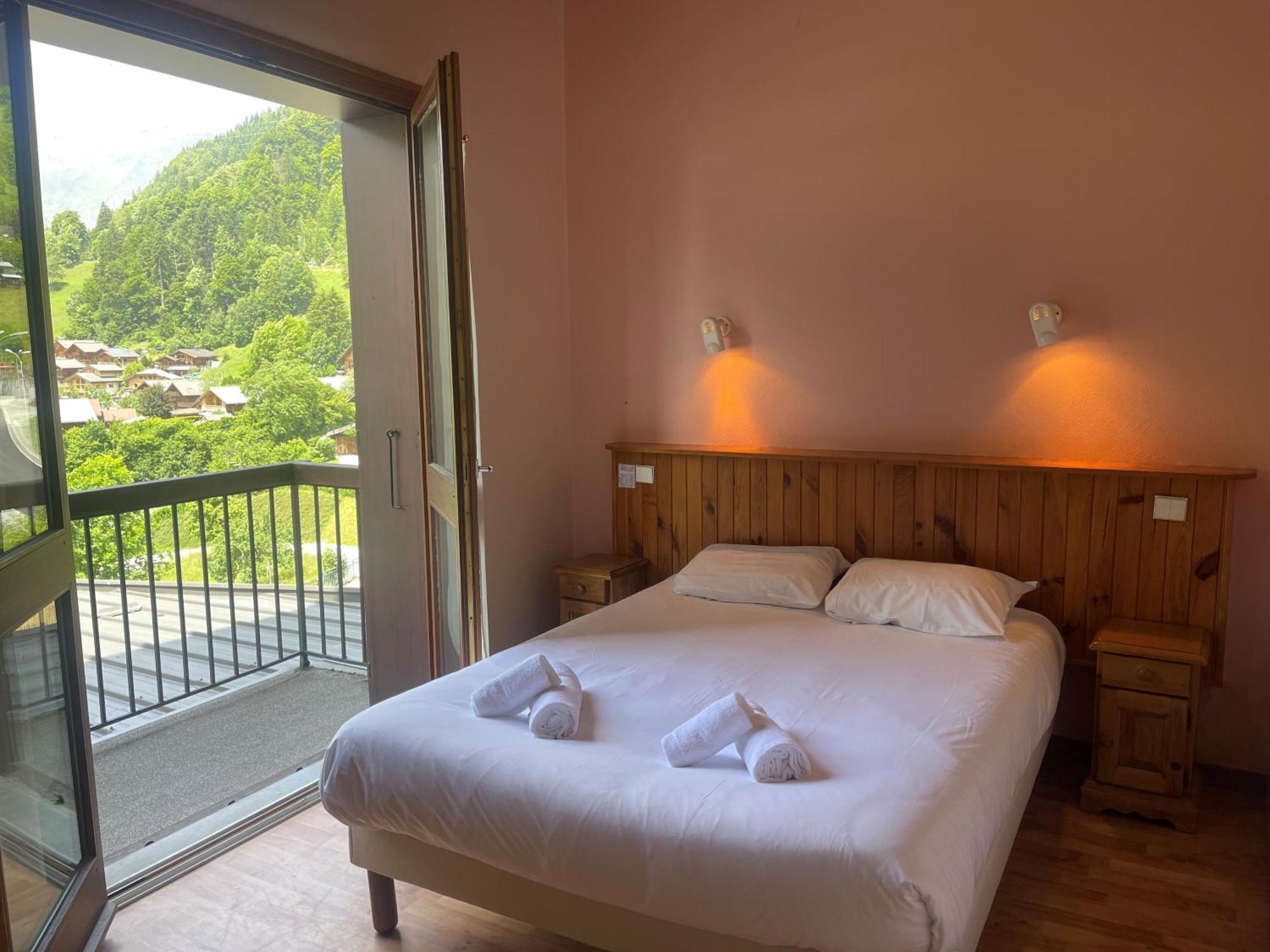 Hotel Le Montblanc Flumet Bagian luar foto