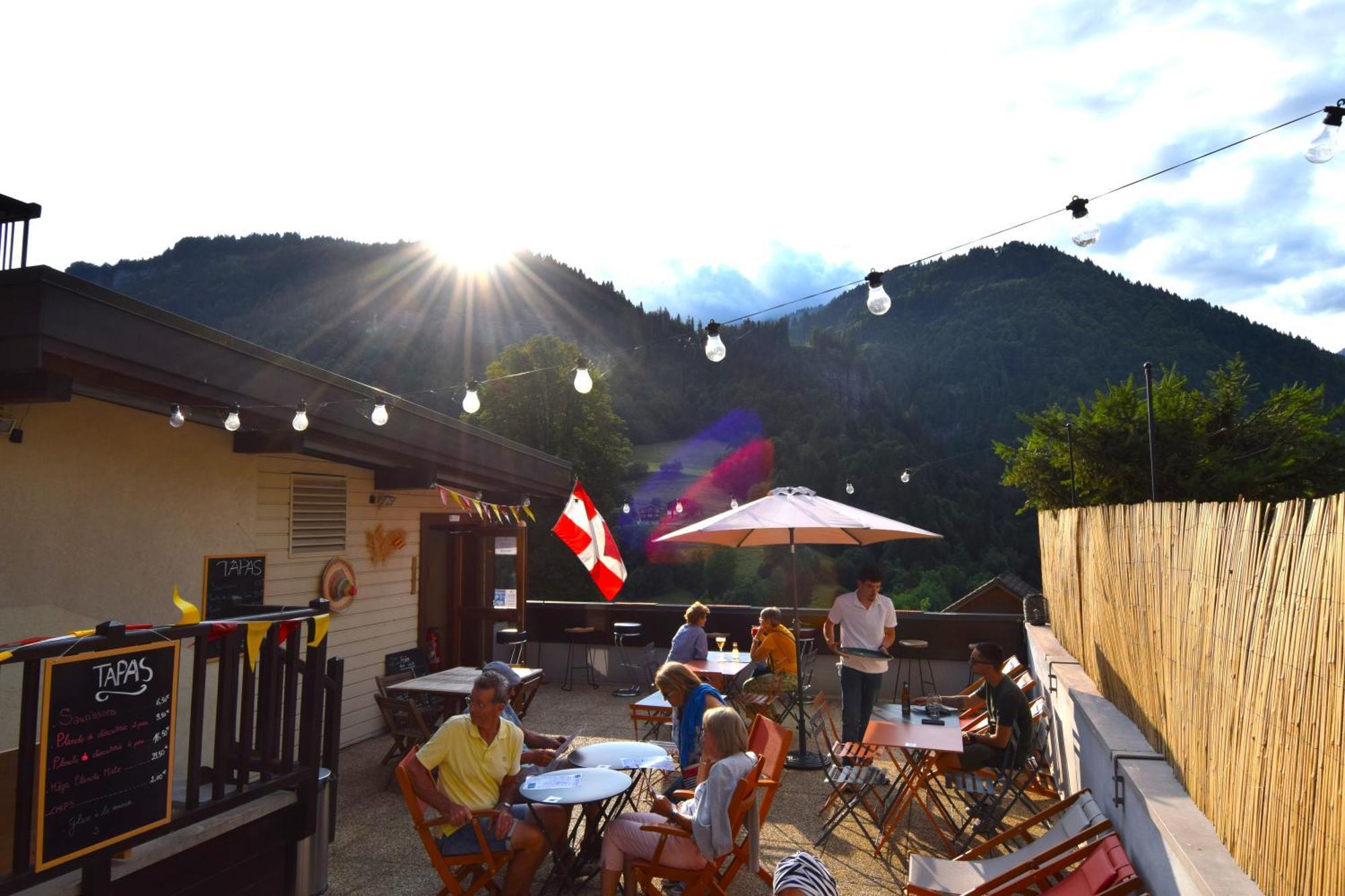 Hotel Le Montblanc Flumet Bagian luar foto