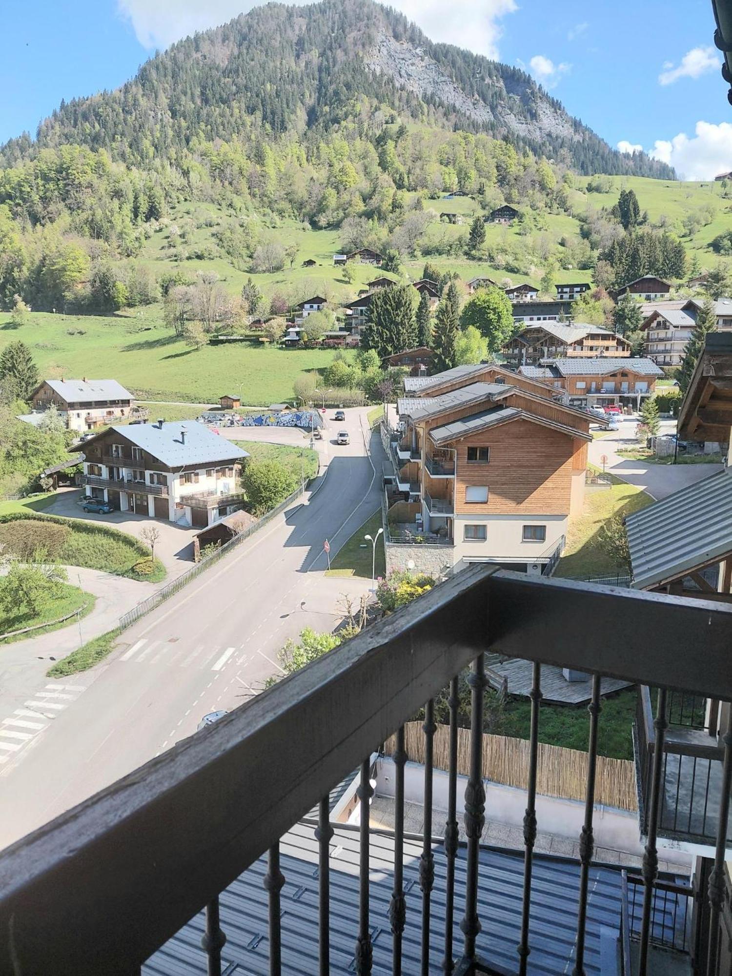 Hotel Le Montblanc Flumet Bagian luar foto